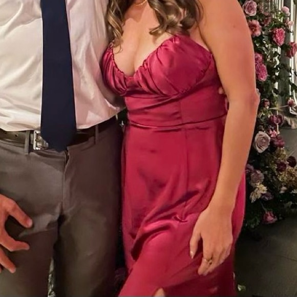 Selfie Leslie Bronte High Split Gathered Bust Maxi Dress Magenta - Picture 2 of 11